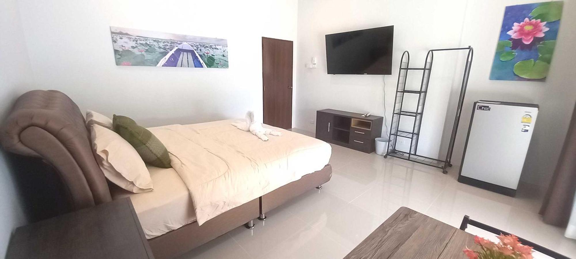 Bua Daeng Homestay Resort Kumphawapi 外观 照片